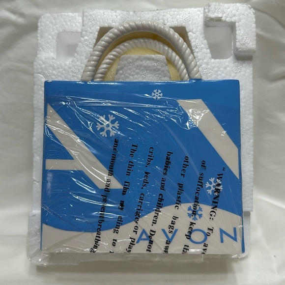 Avon hand bag - Picture 1 of 4